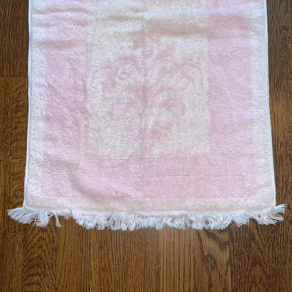 Vintage 60s Fieldcrest Imperial Collection pink cotton‎ small bath towel