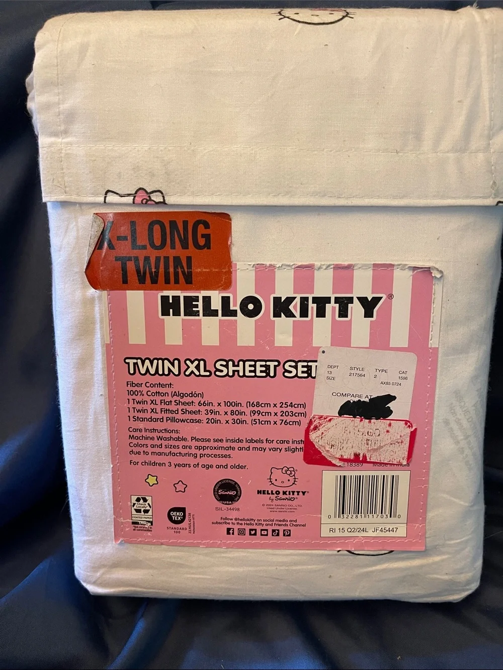 Hello Kitty White and Pink Twin XL Sheet Set