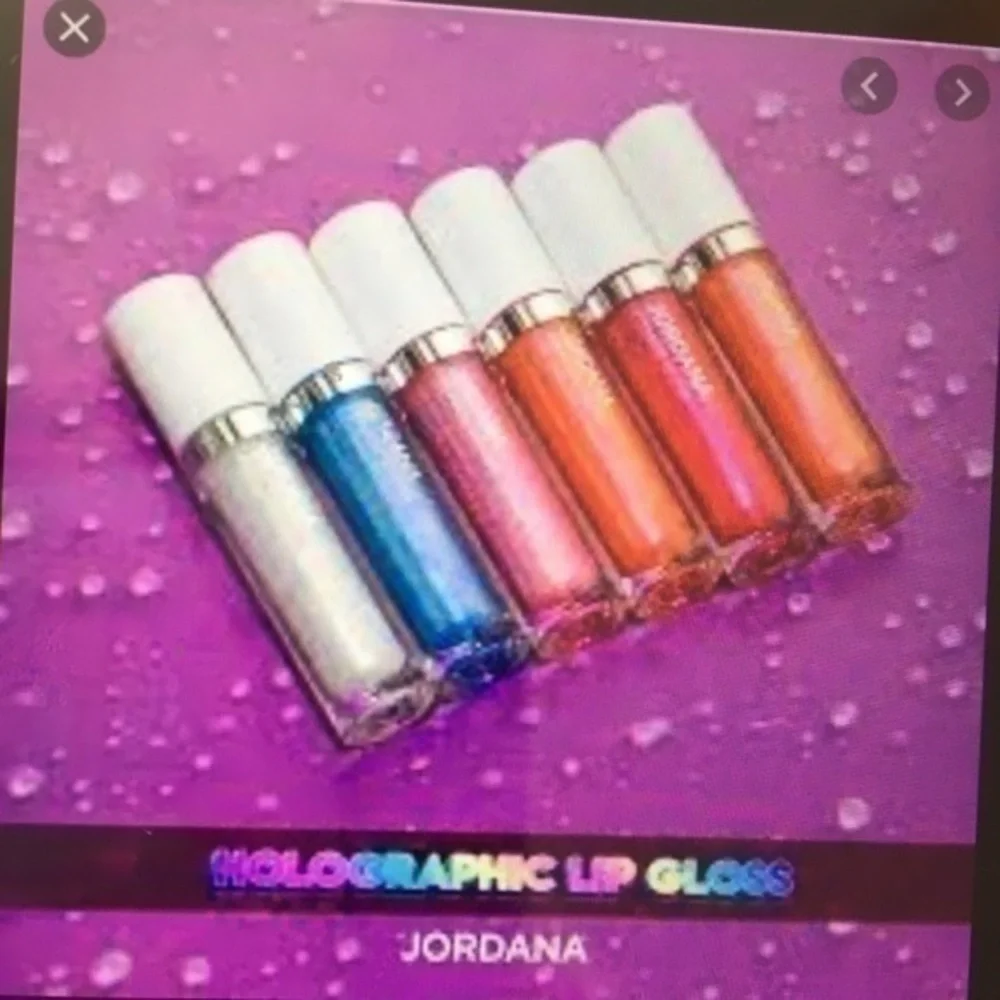 Jordana cosmic glow