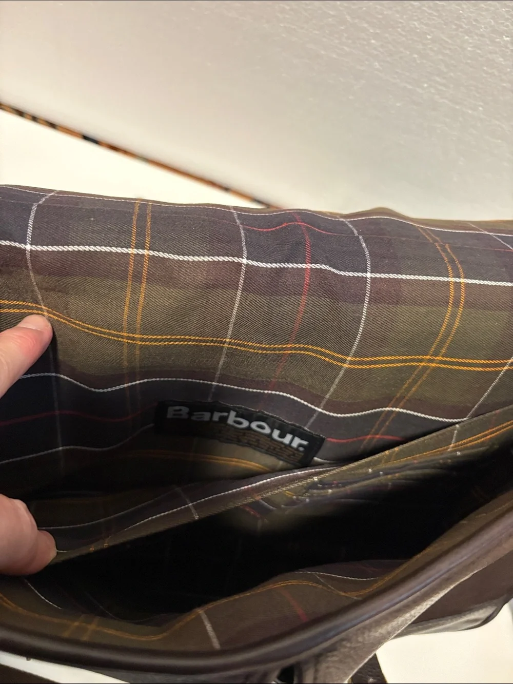 Barbour adjustable keep