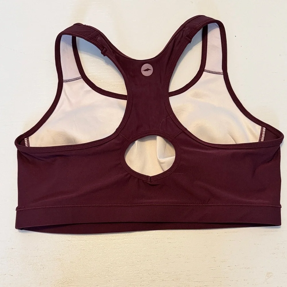 Avia women maroon