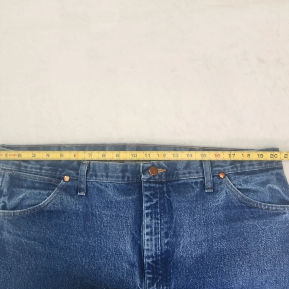 Wrangler classic straight