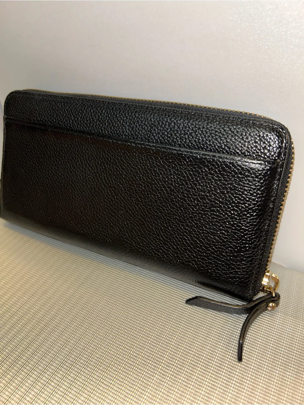 kate spade logo soft excellent
