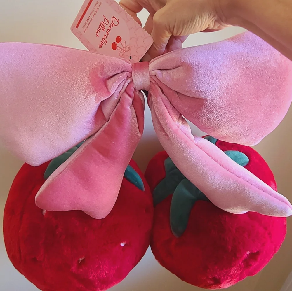 Juicy Couture new tags