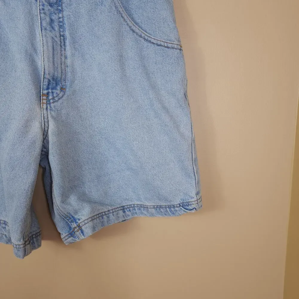 Vintage gently used