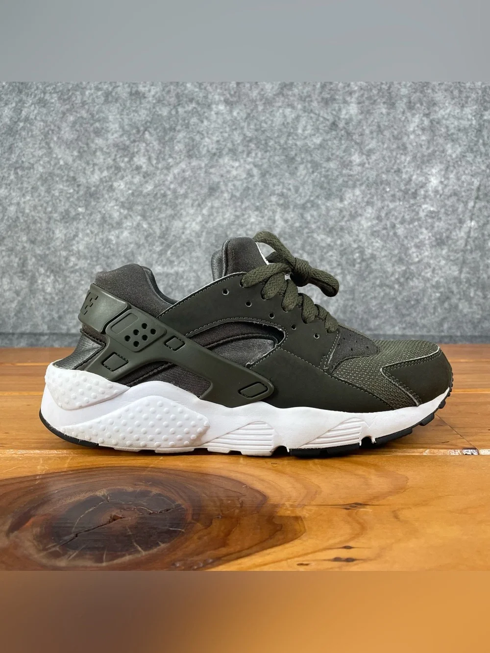 Nike please see
