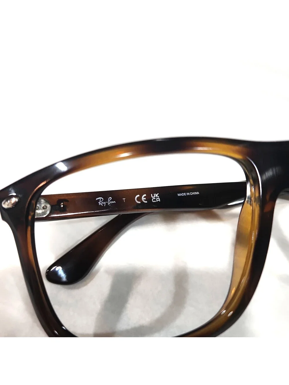 Ray-Ban very good 