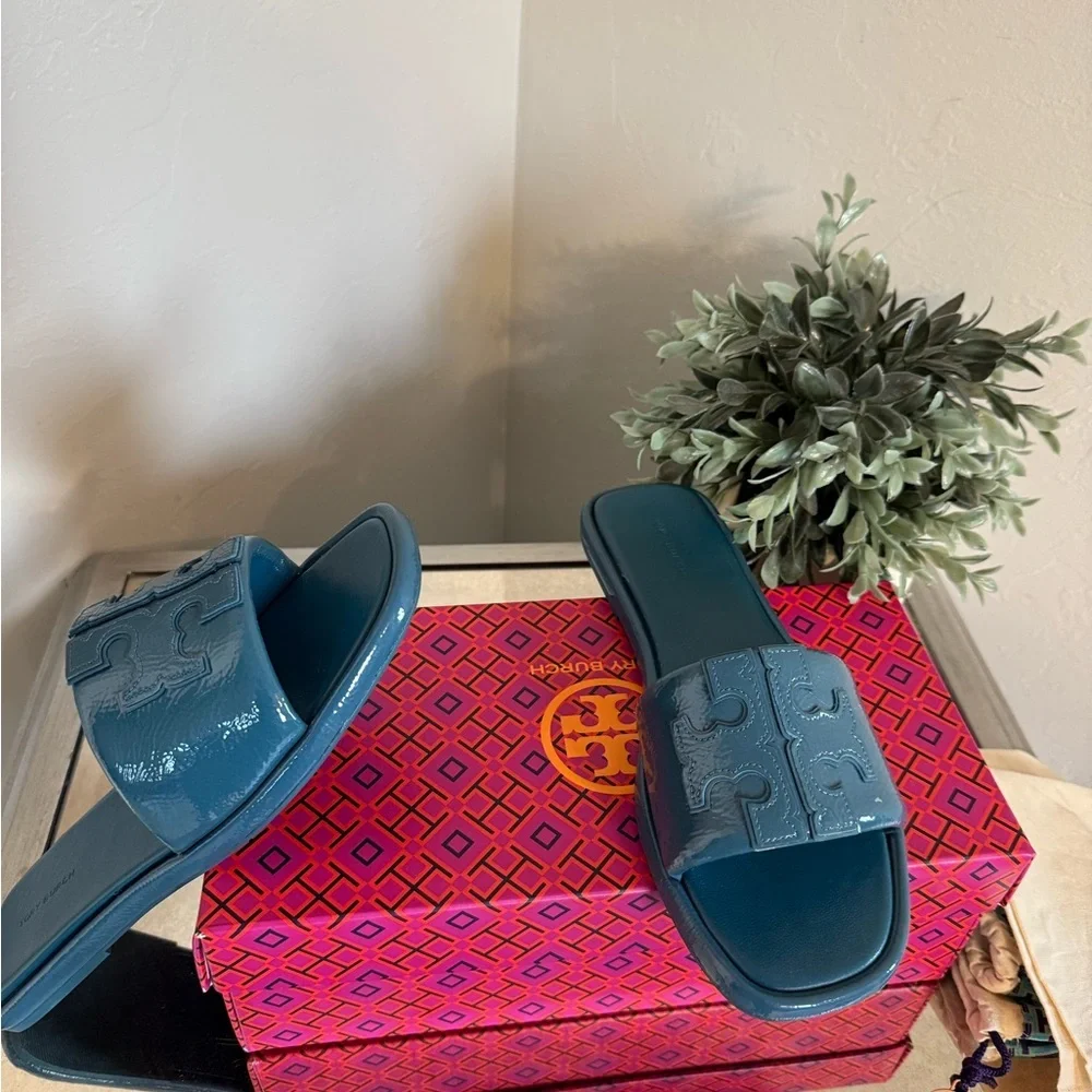 Tory Burch excellent pre