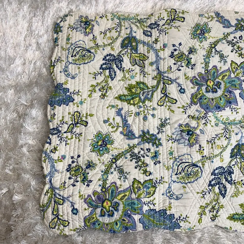 @Tab nwot pillow