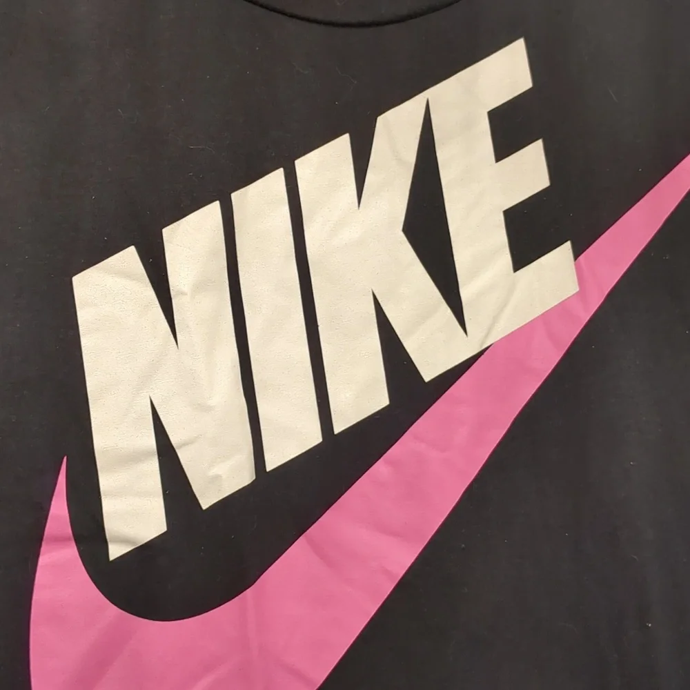 Women's Nike Shirt size small