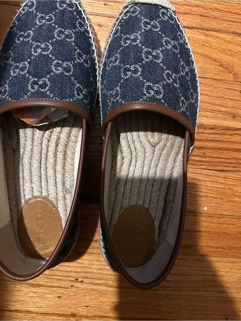 Gucci opening trim