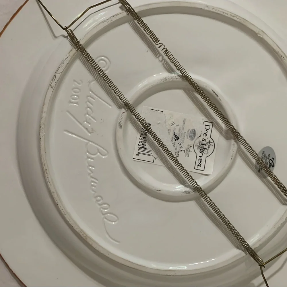 Judy Buswell Harvest fruit basket weave serving dish or pie plate.