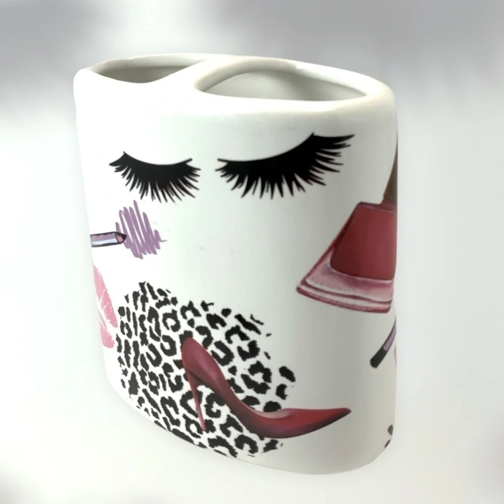 Fashion Girl Boss Toothbrush Holder Ceramic Bath Accessory Makeup Animal Print