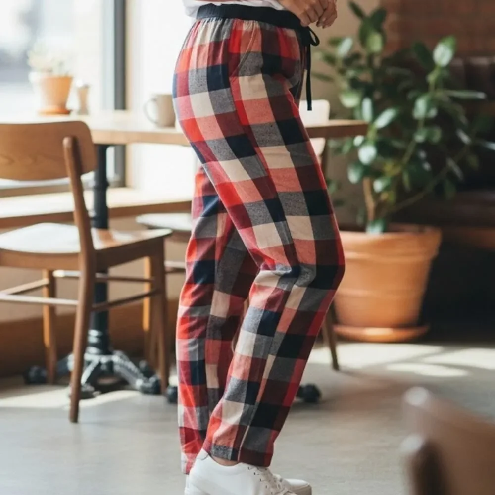 GAP KIDS Girls Lightweight Red & Black Plaid Pajama Pants - Size: 8