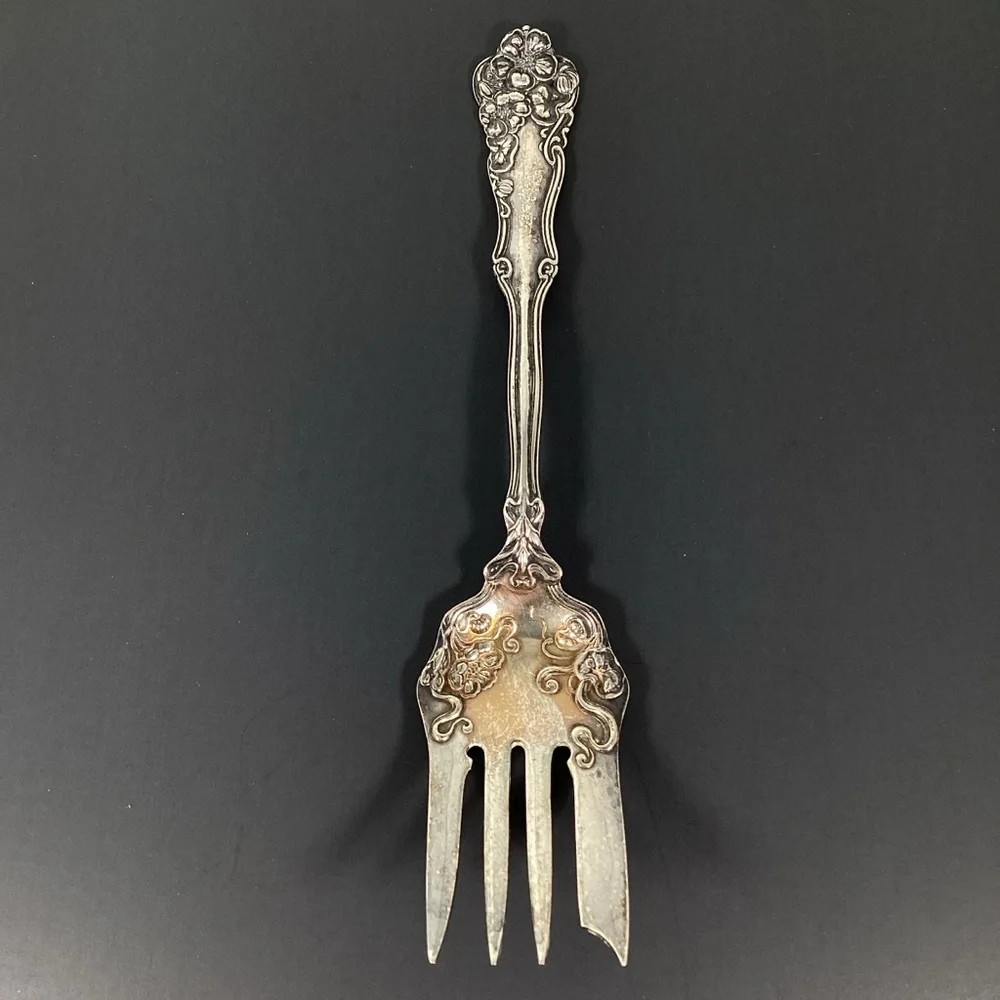 Vtg Wm Rogers Co Silverplate 8.5