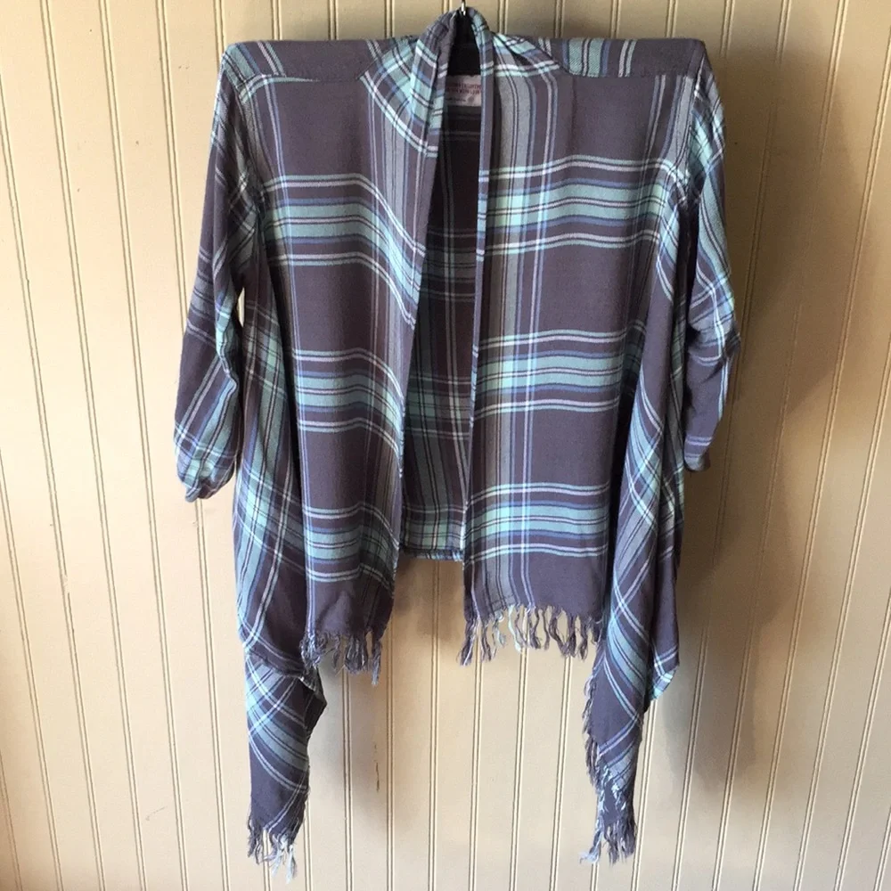 Justice‎ gray and green plaid cardigan size 6