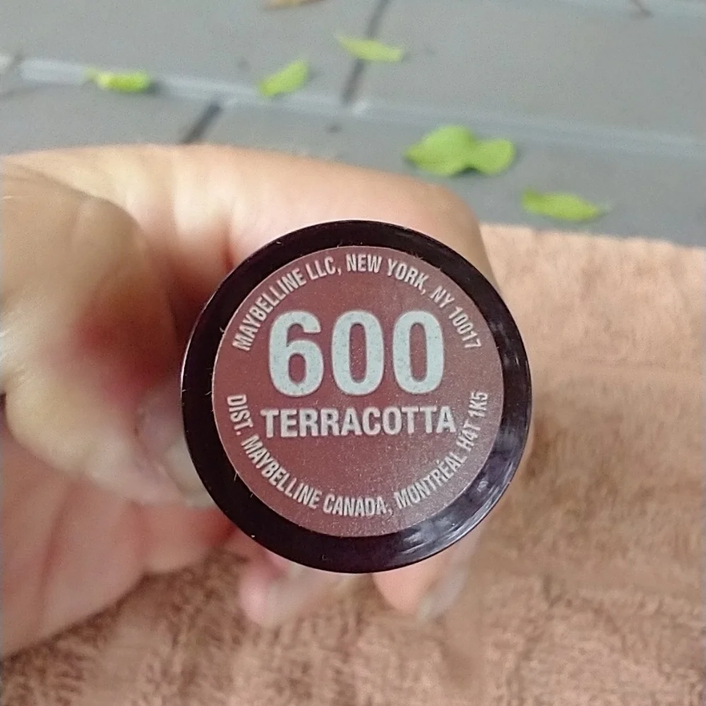 Mineral power by Maybelline 600 terracotta lipstic