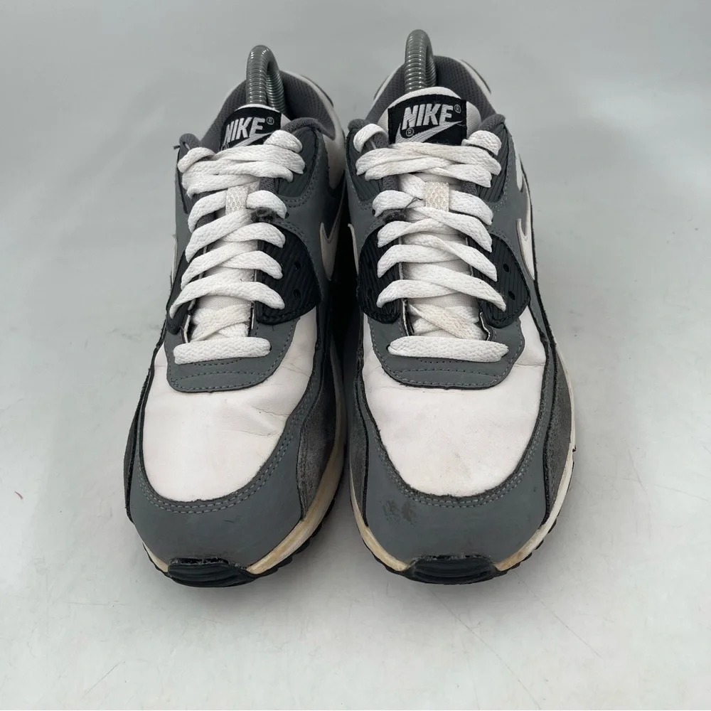 Nike very good