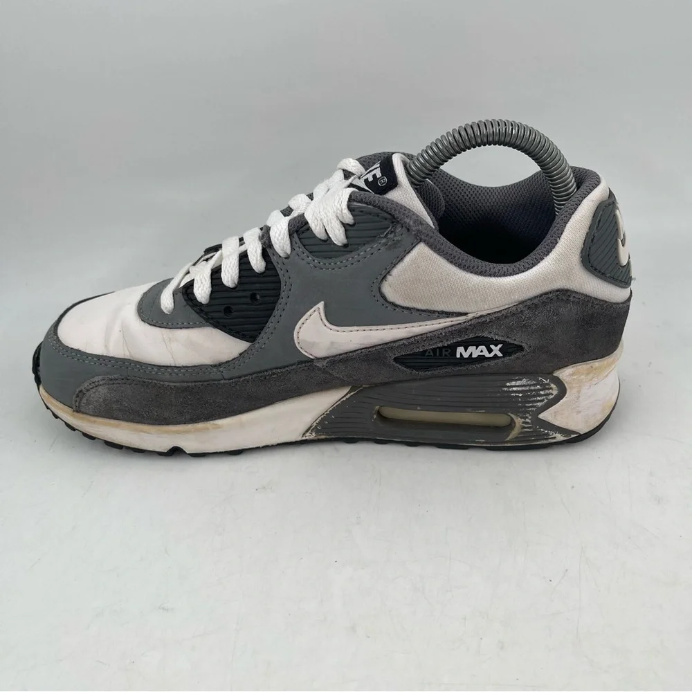 Nike very good