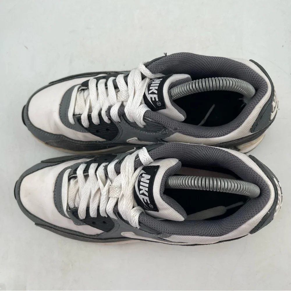Nike very good
