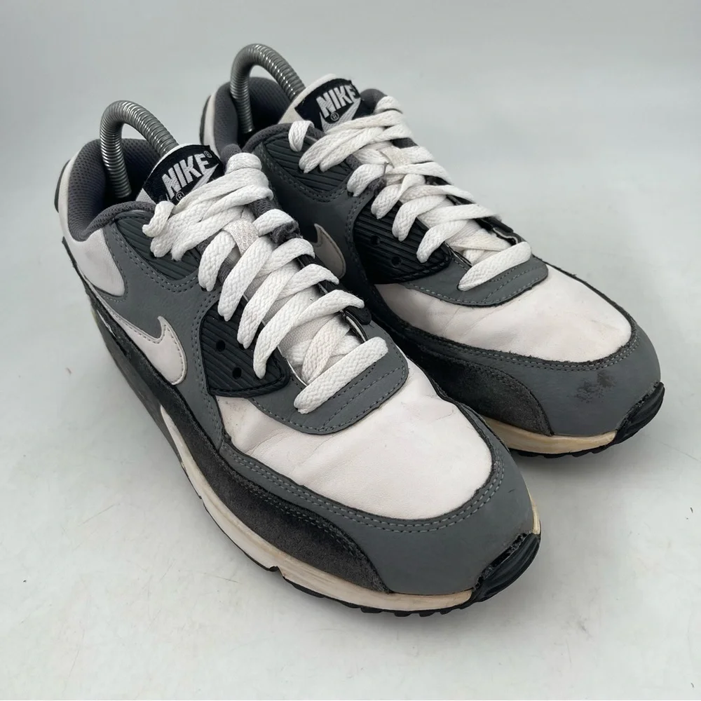 Nike very good