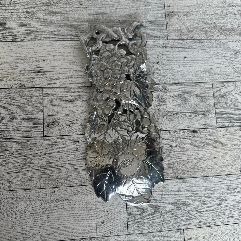 Arthur Court this aluminum long