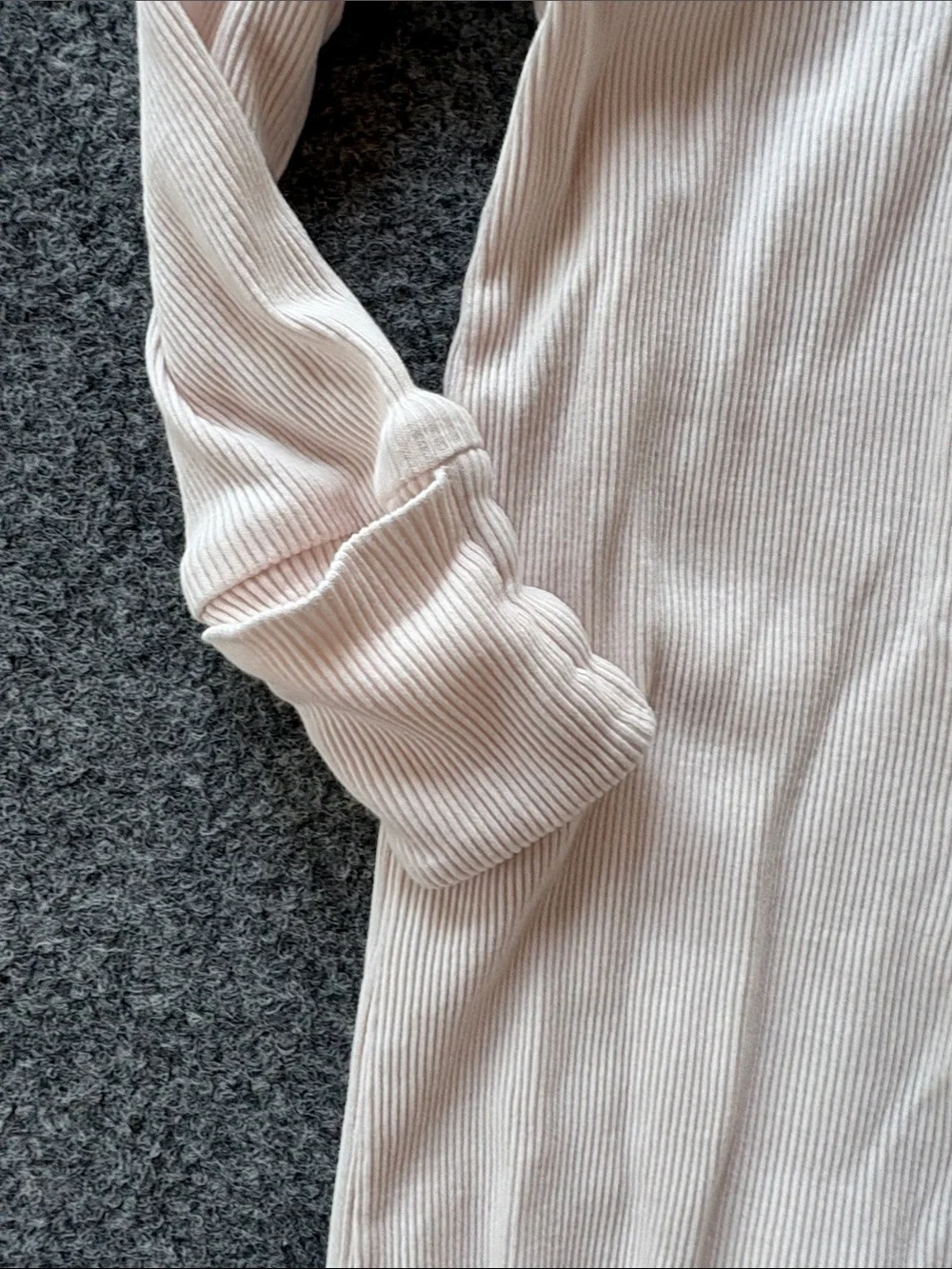 GAP light pink