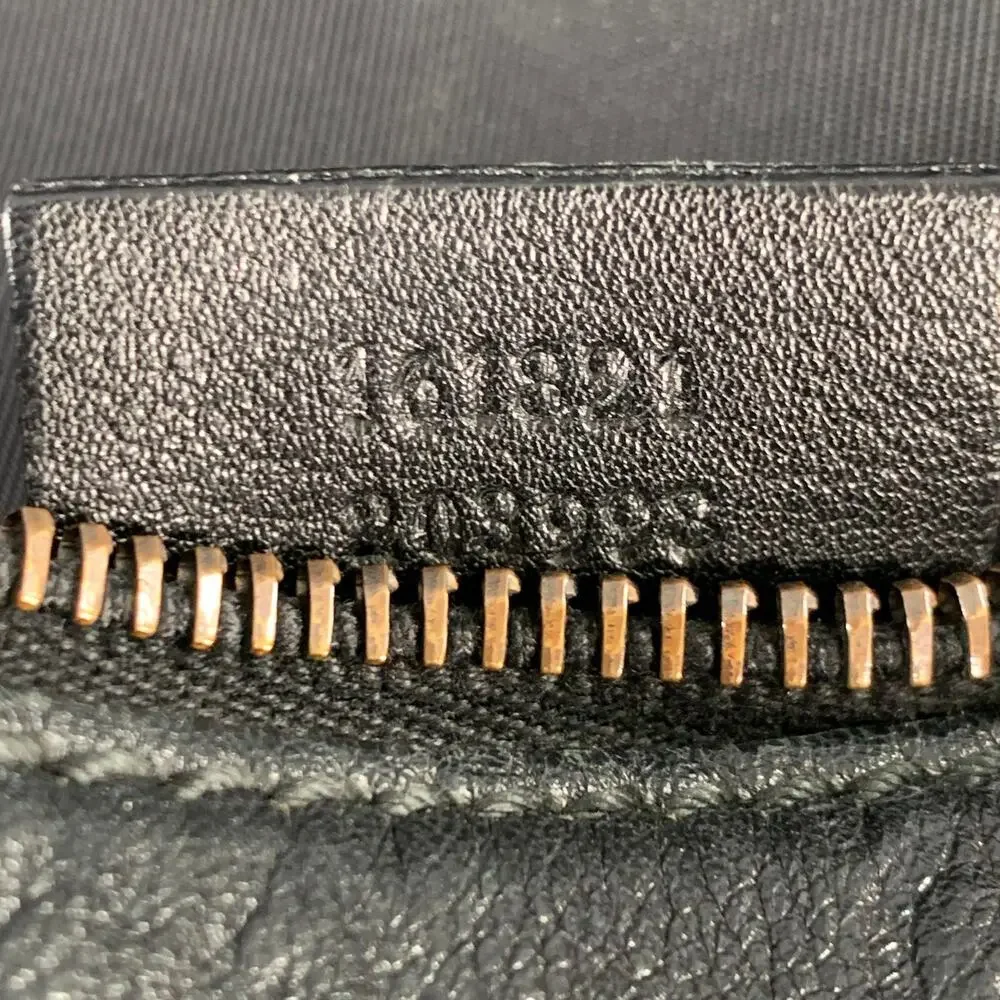 Gucci messenger bag in
