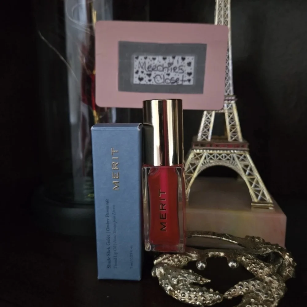 NIB Merit Shade Slick Tinted Lip Oil - Les Deux (Sheer Pink)