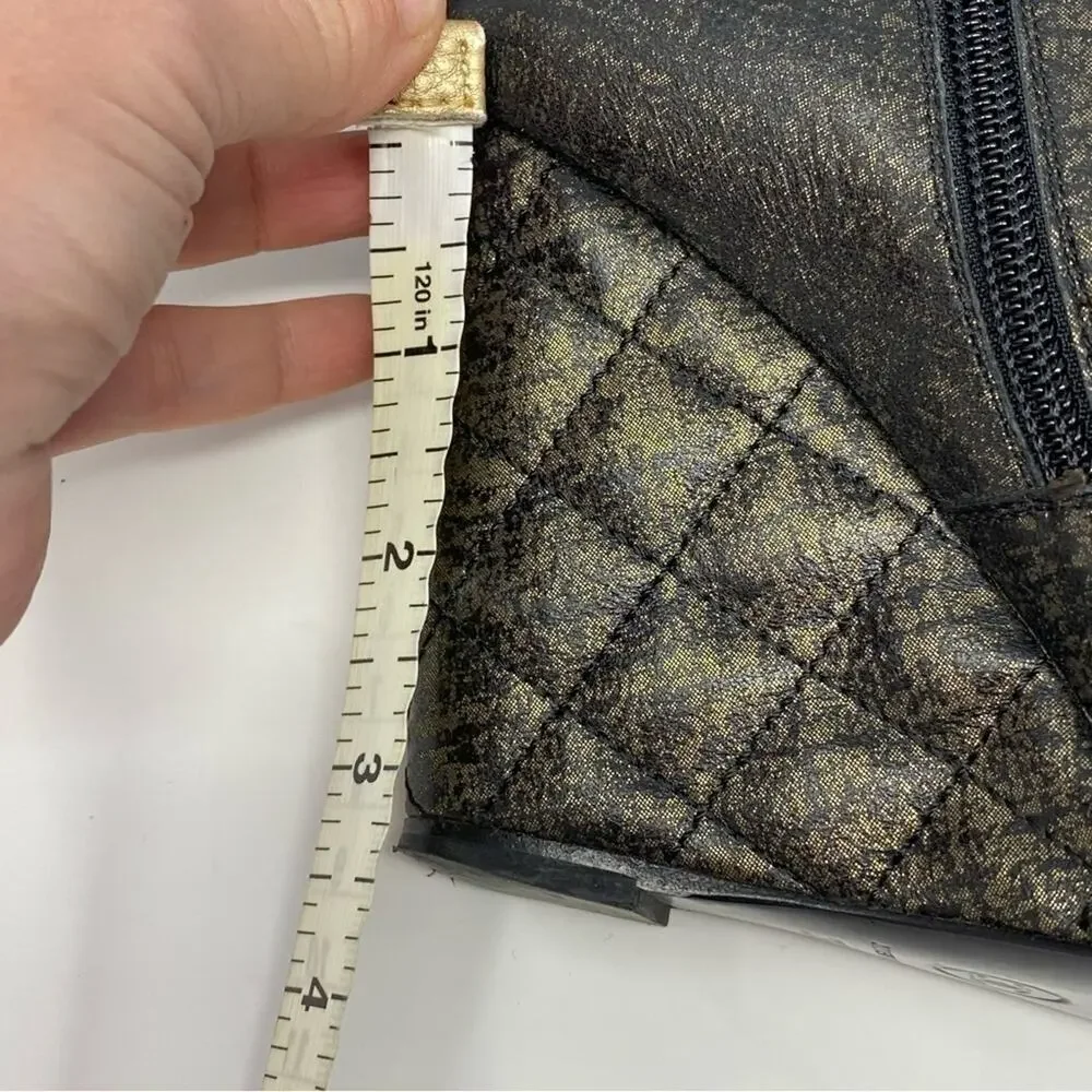 CHANEL design includes look