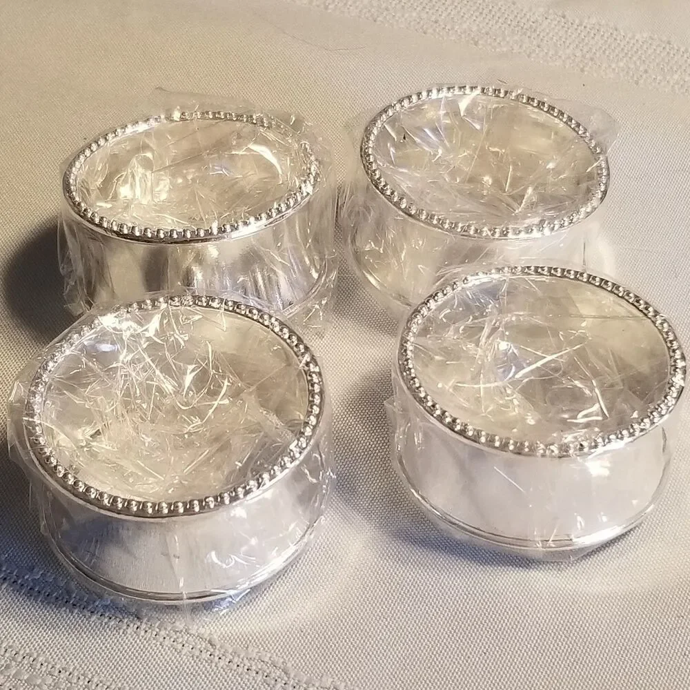Set of 4 Silver‑Tone Beaded Napkin Rings – Classic & Elegant