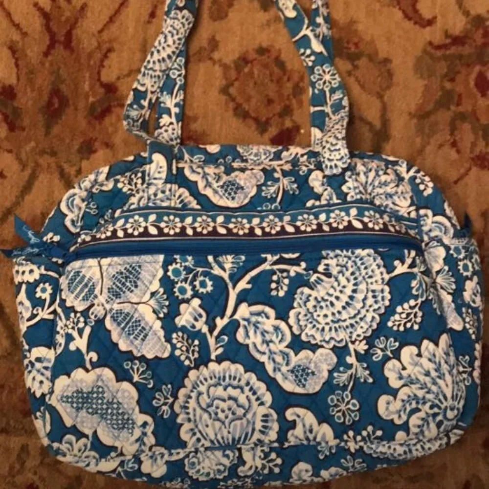 Vera Bradley some used zippered