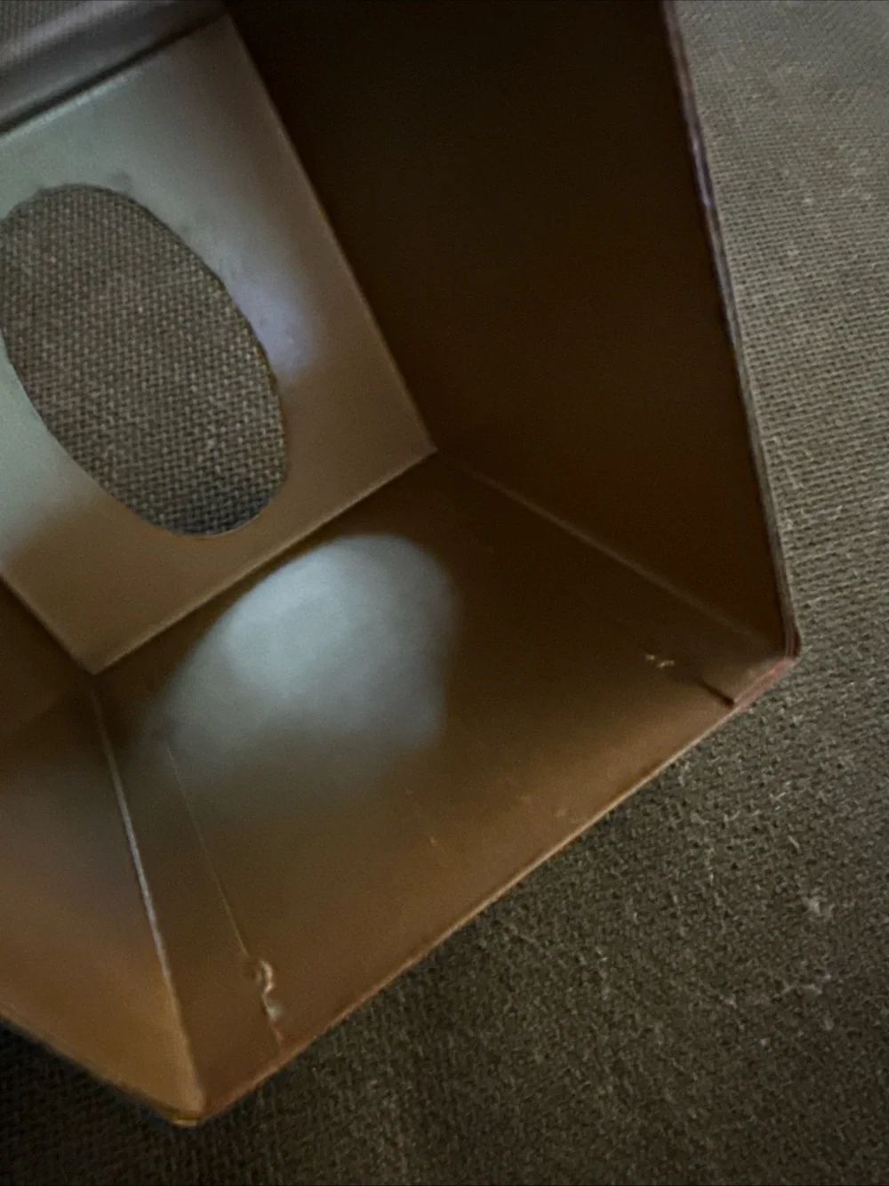 The Unbranded Brand square metal