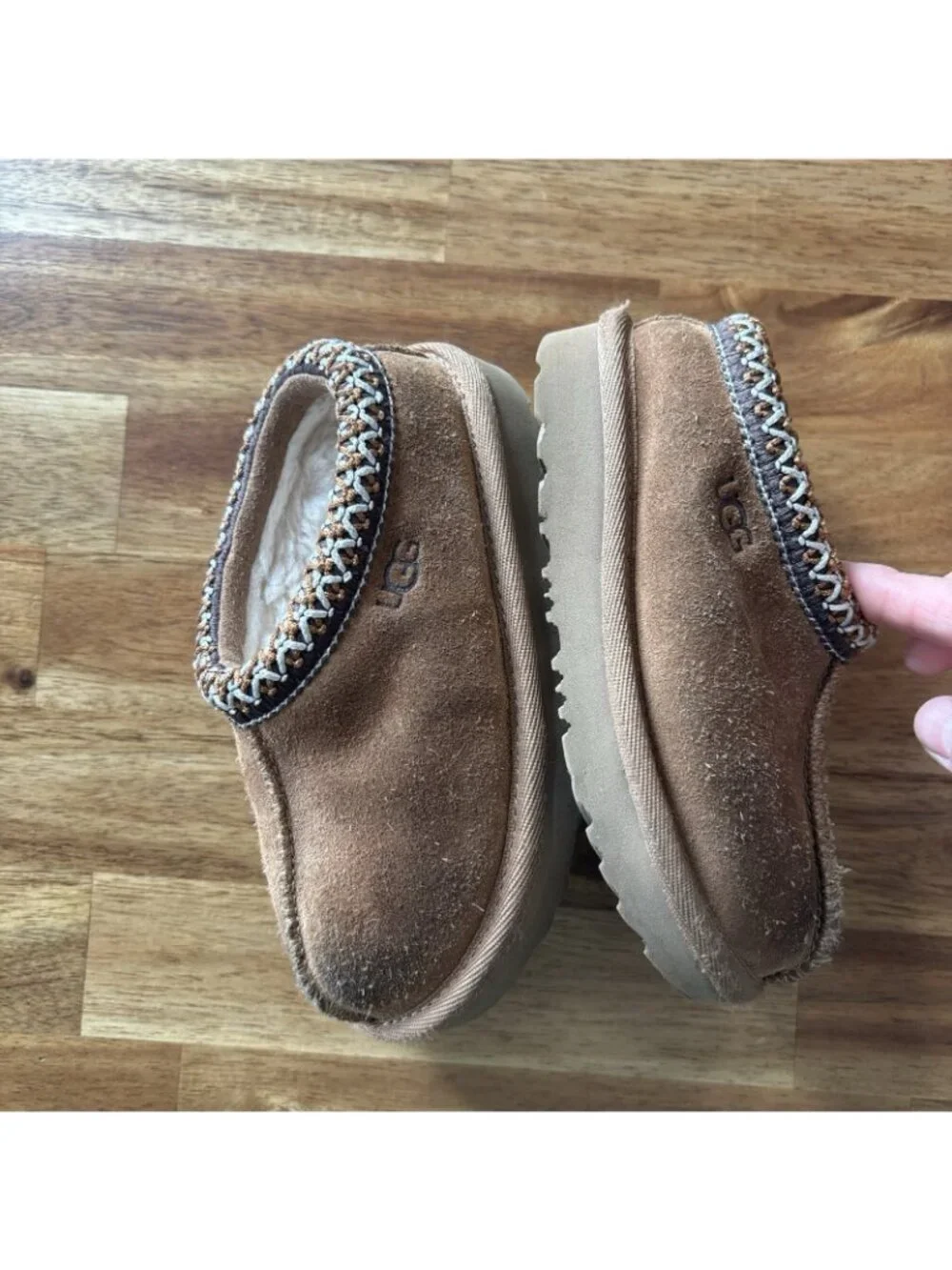 UGG see approximate or
