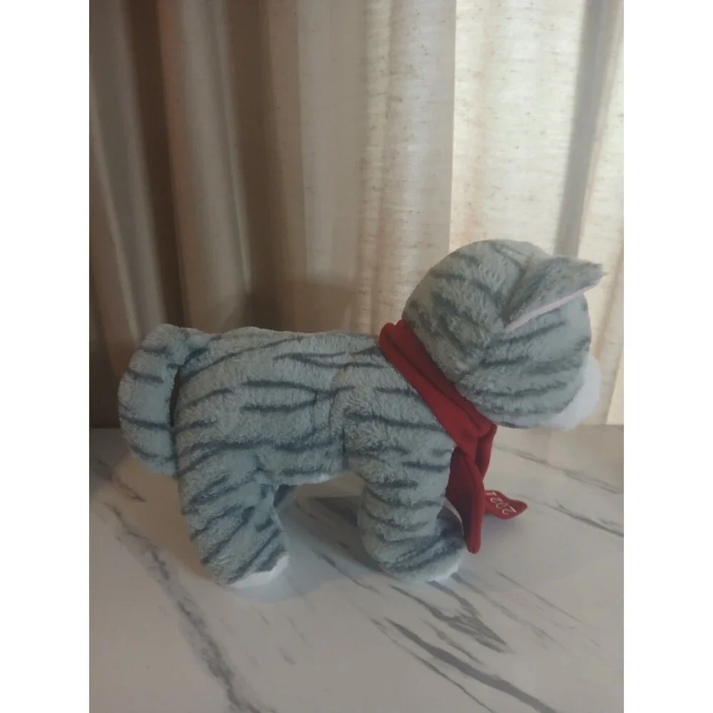 Petsmart lucky cat