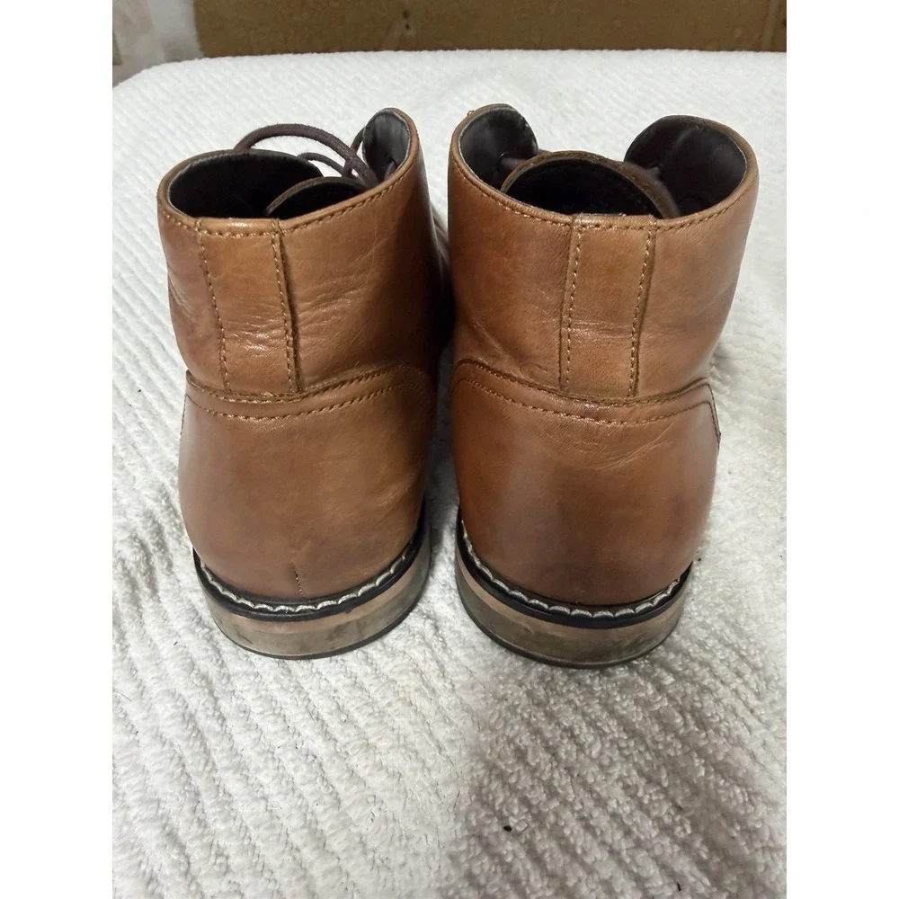 Express  Men's Leather Ankle Chukka Boots Shoes Size 9 Brown Excellent condition