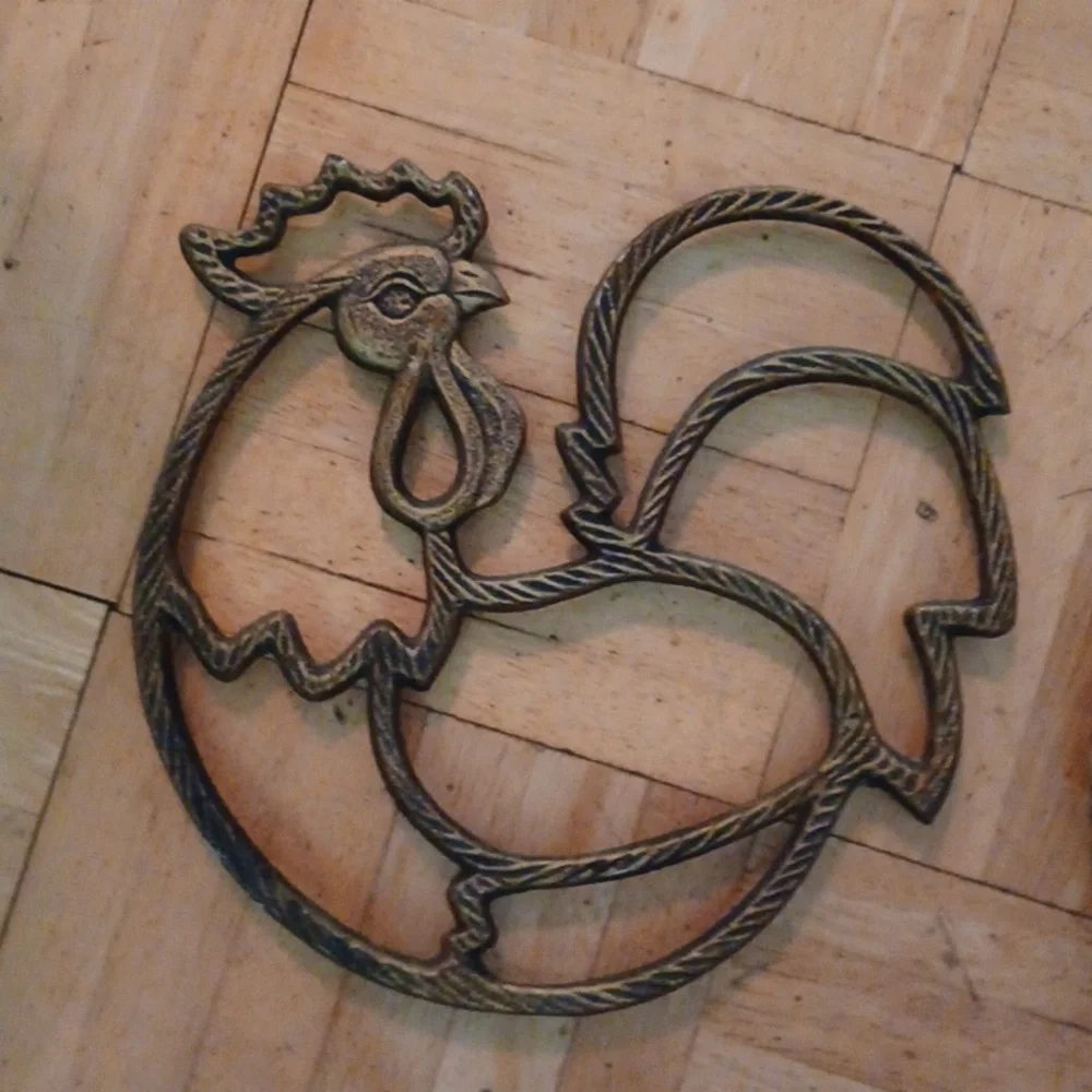 Vintage trivet set