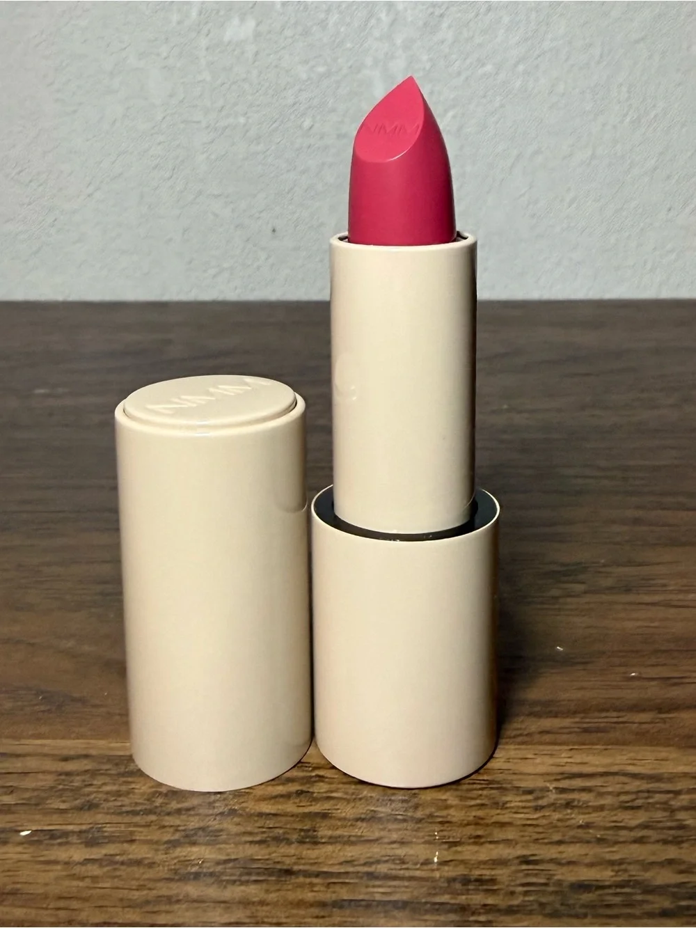 No Makeup Makeup plum 01