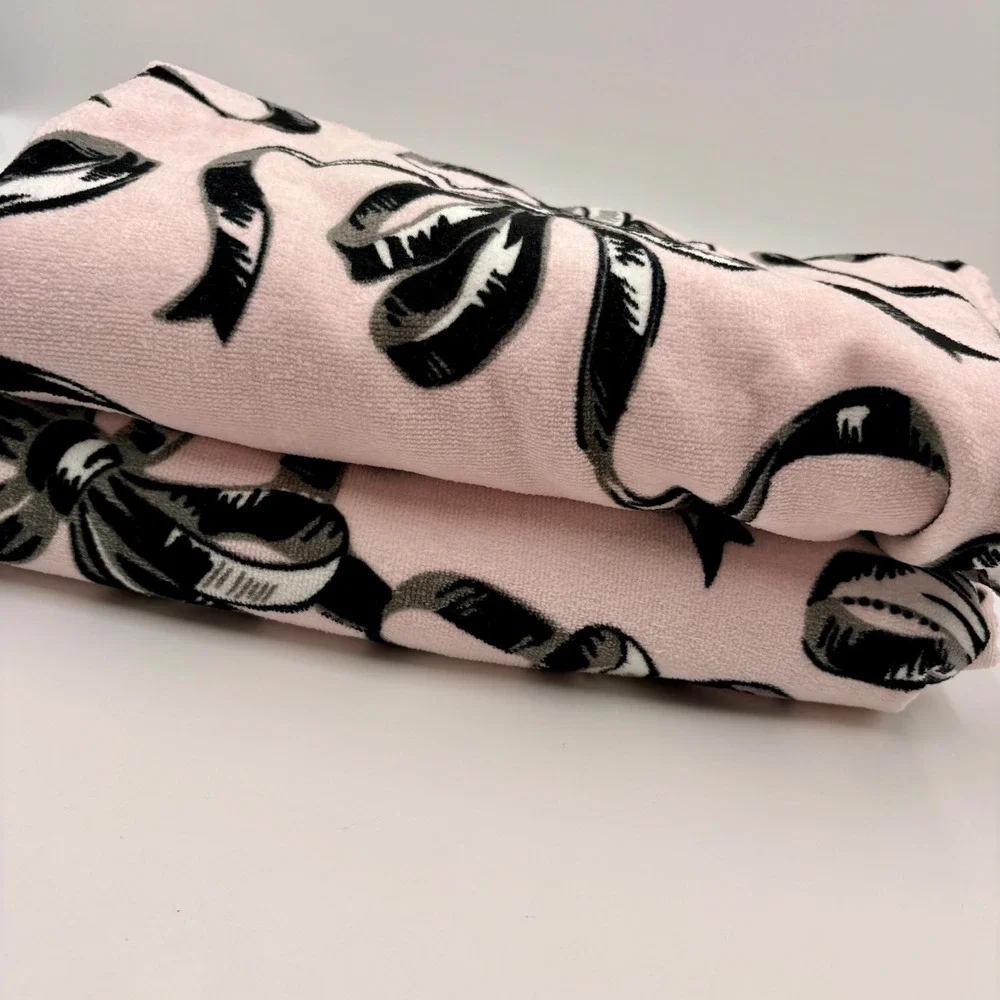 Betsey Johnson 100% absorbency