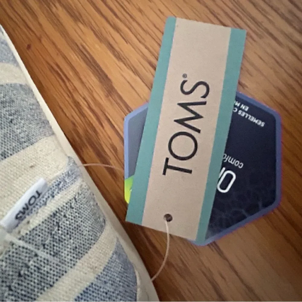 Toms wide shoes insoles