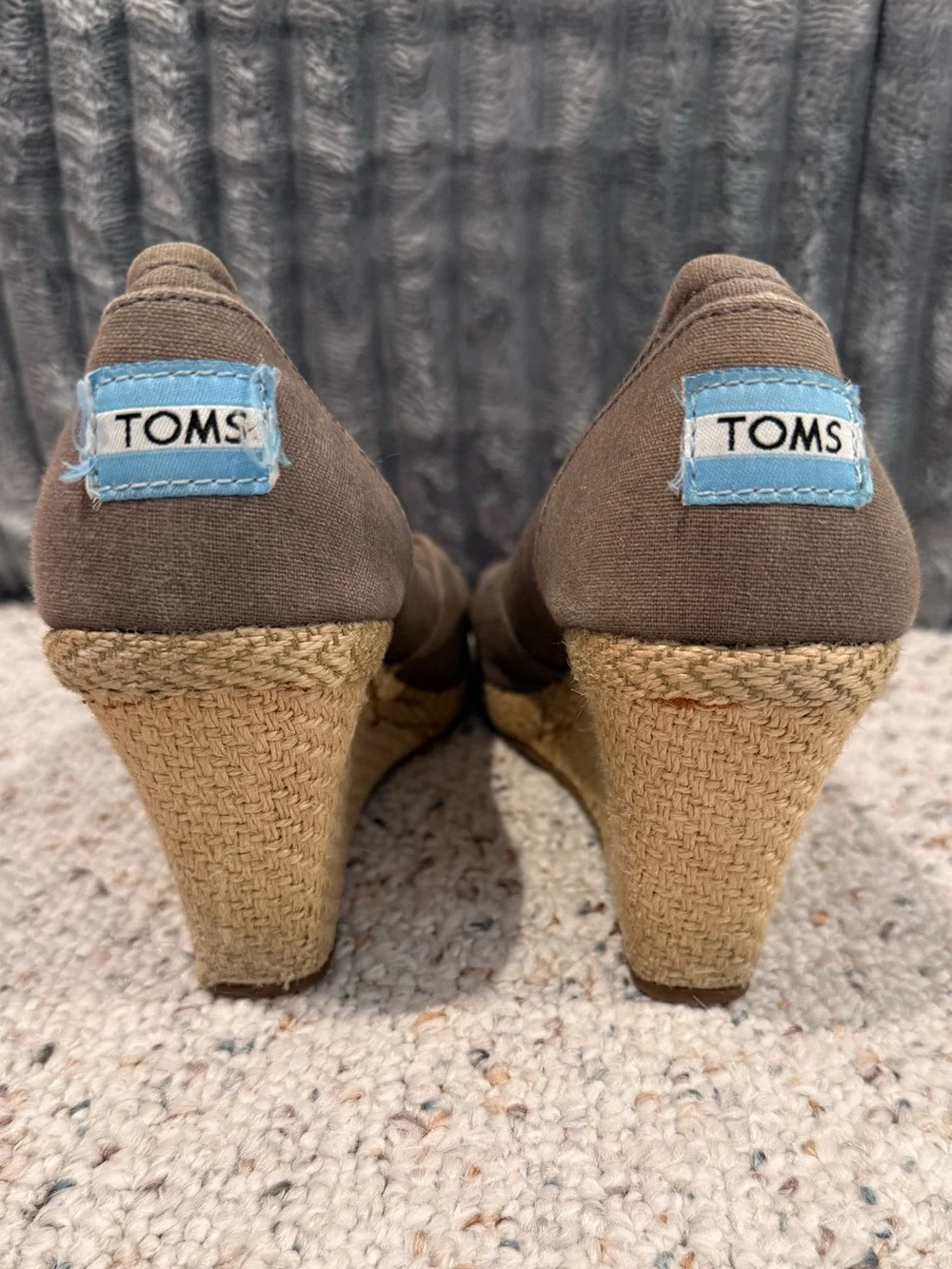 Toms taupe canvas