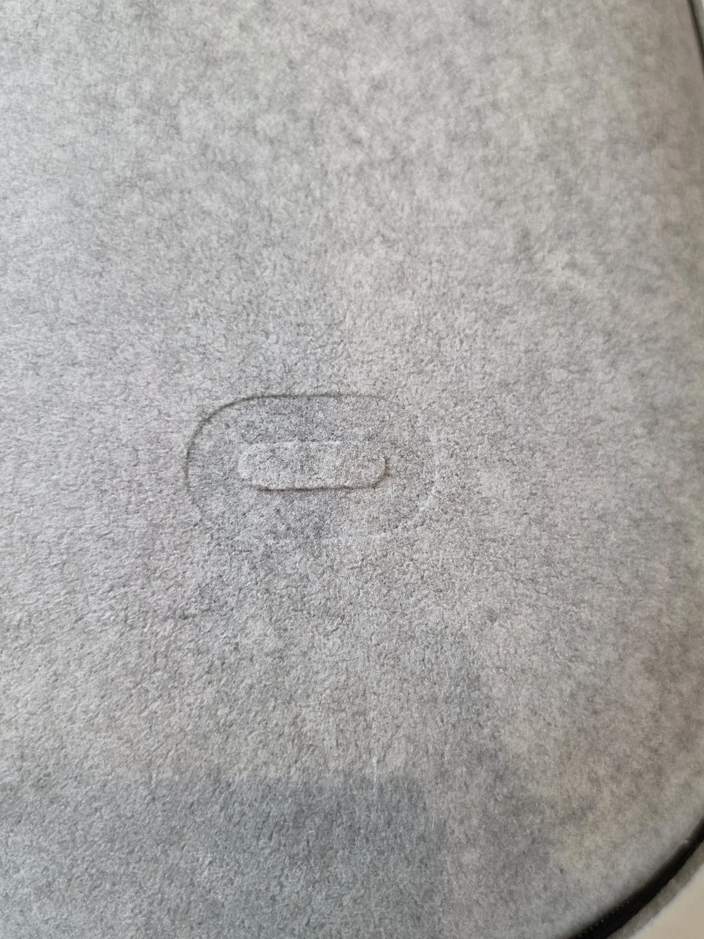 Oculus gray compact
