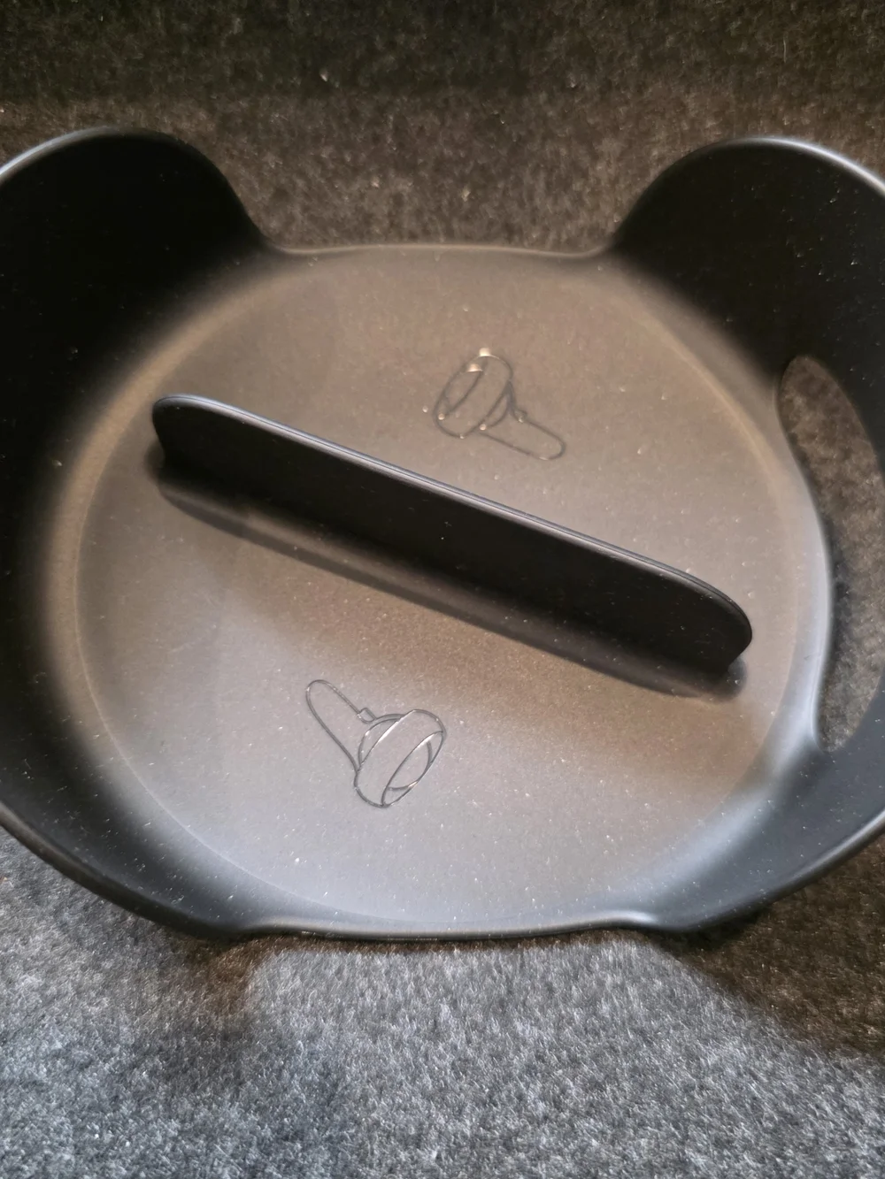 Oculus gray compact