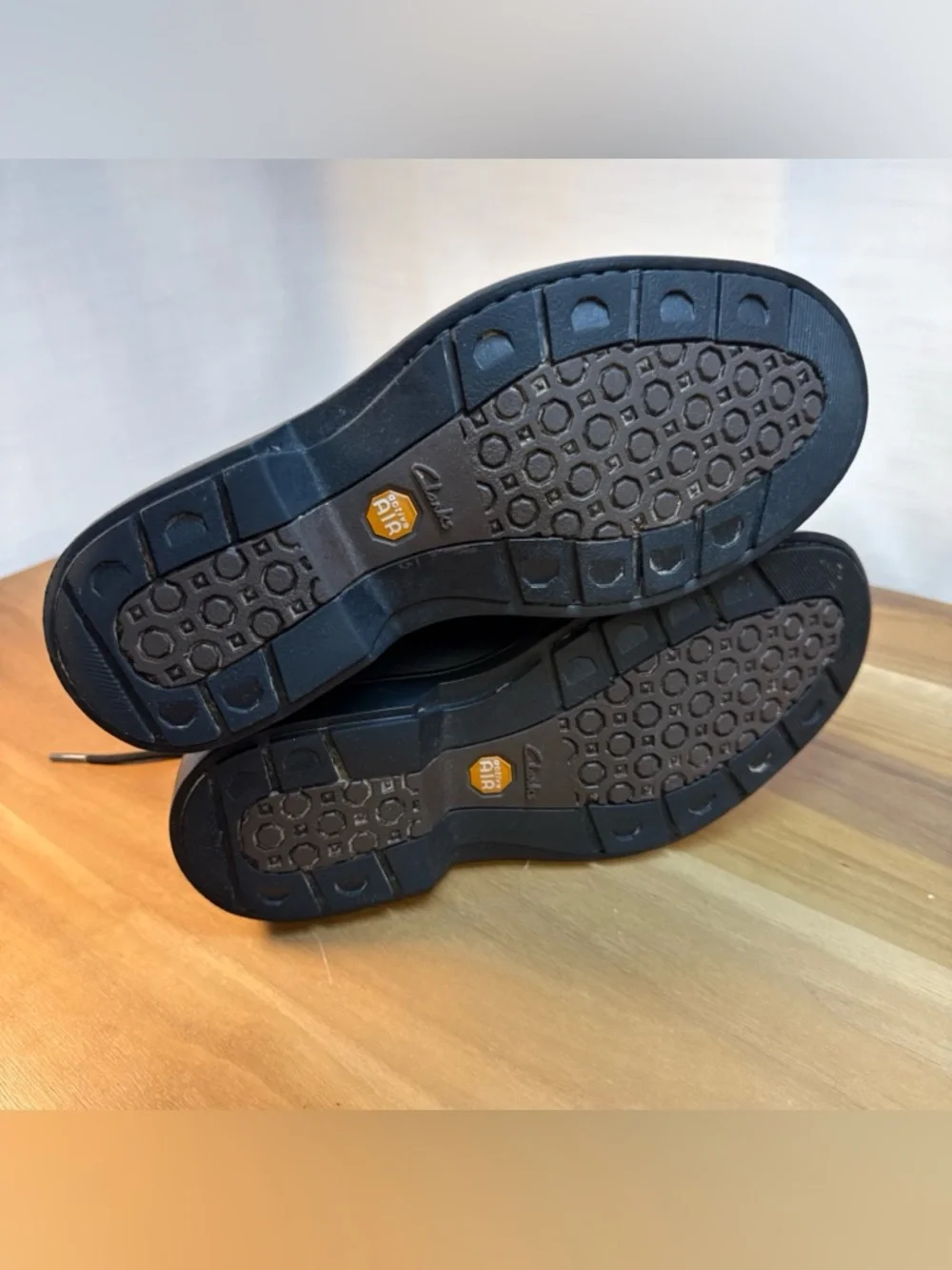 Clarks true color
