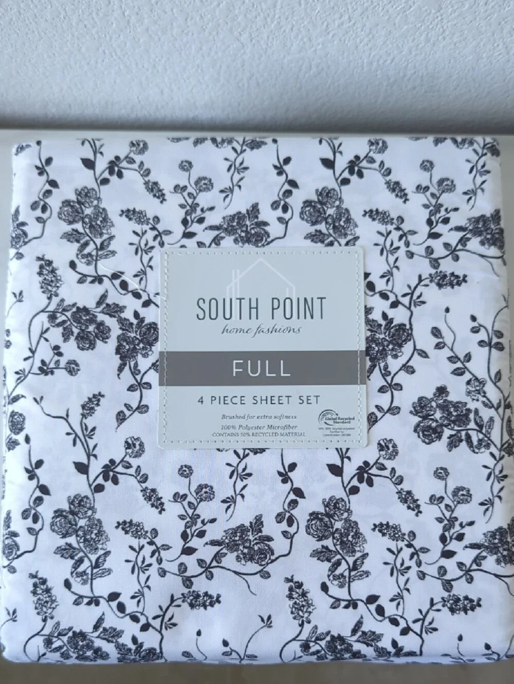 South Point Full 4-Piece Sheet Set - Black Floral on White