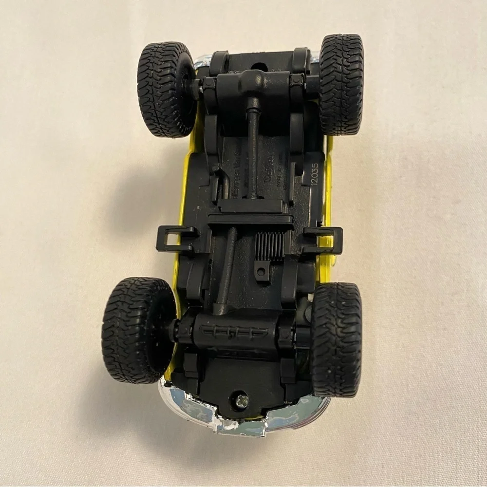 Maisto Volkswagen Van/ Jeep Wrangler/ Chevrolet Colorado/ Ford 4X4 Die-Cast Cars