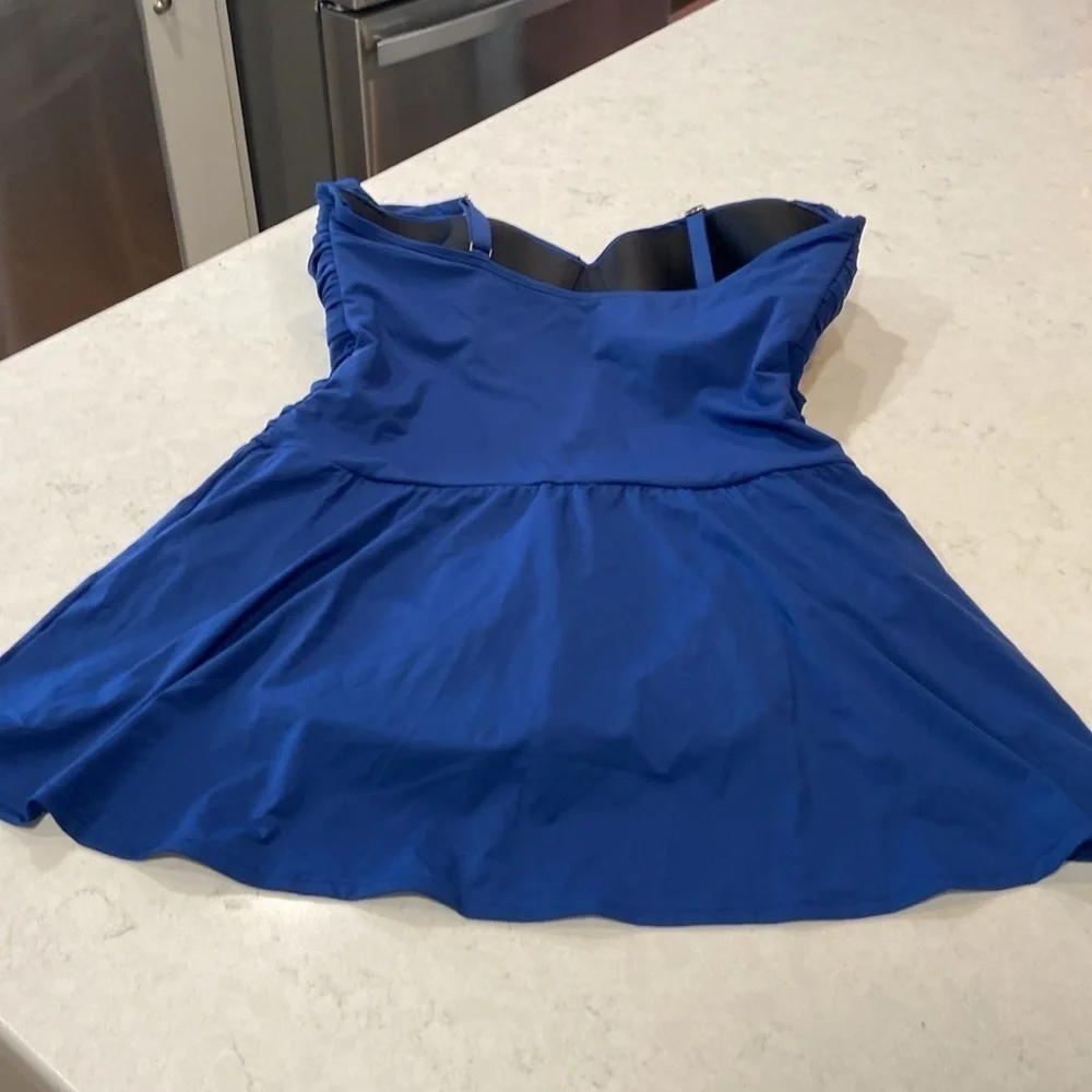 Bleu Rod Beattie nwt bleu