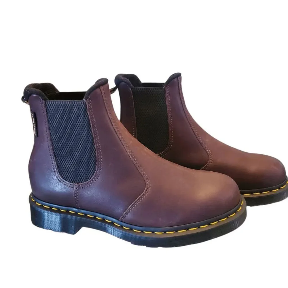 Dr. Martens insulated pull