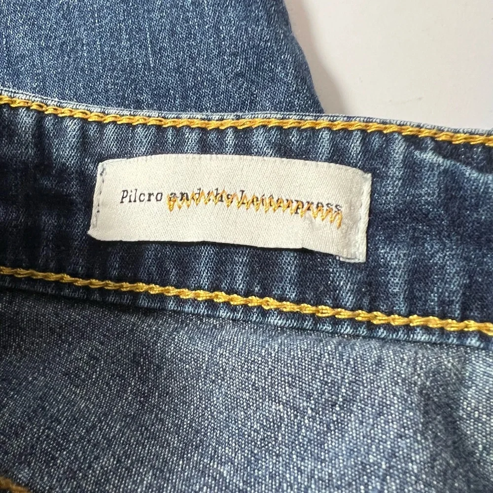 Pilcro and the Letterpress‎ long denim shorts Size 28 low rise straight