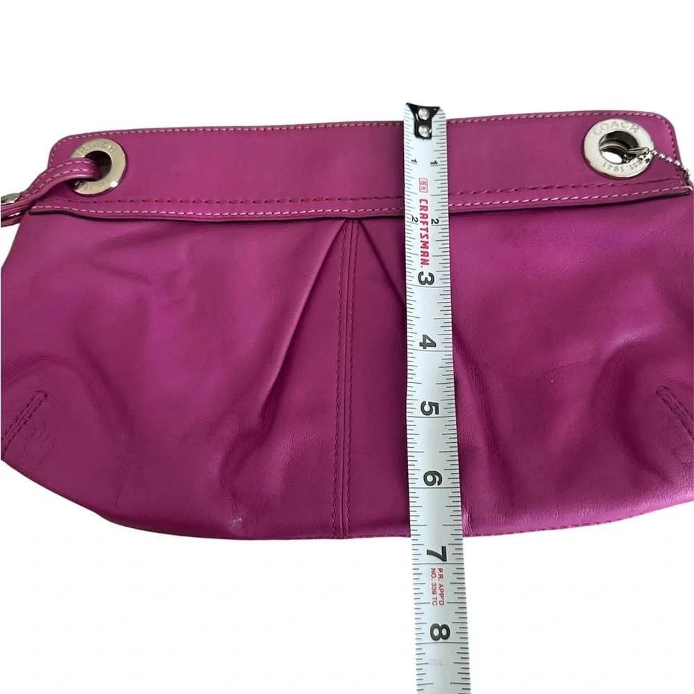 Coach Kyra Large Clutch/wristlet‎ -Pink Berry